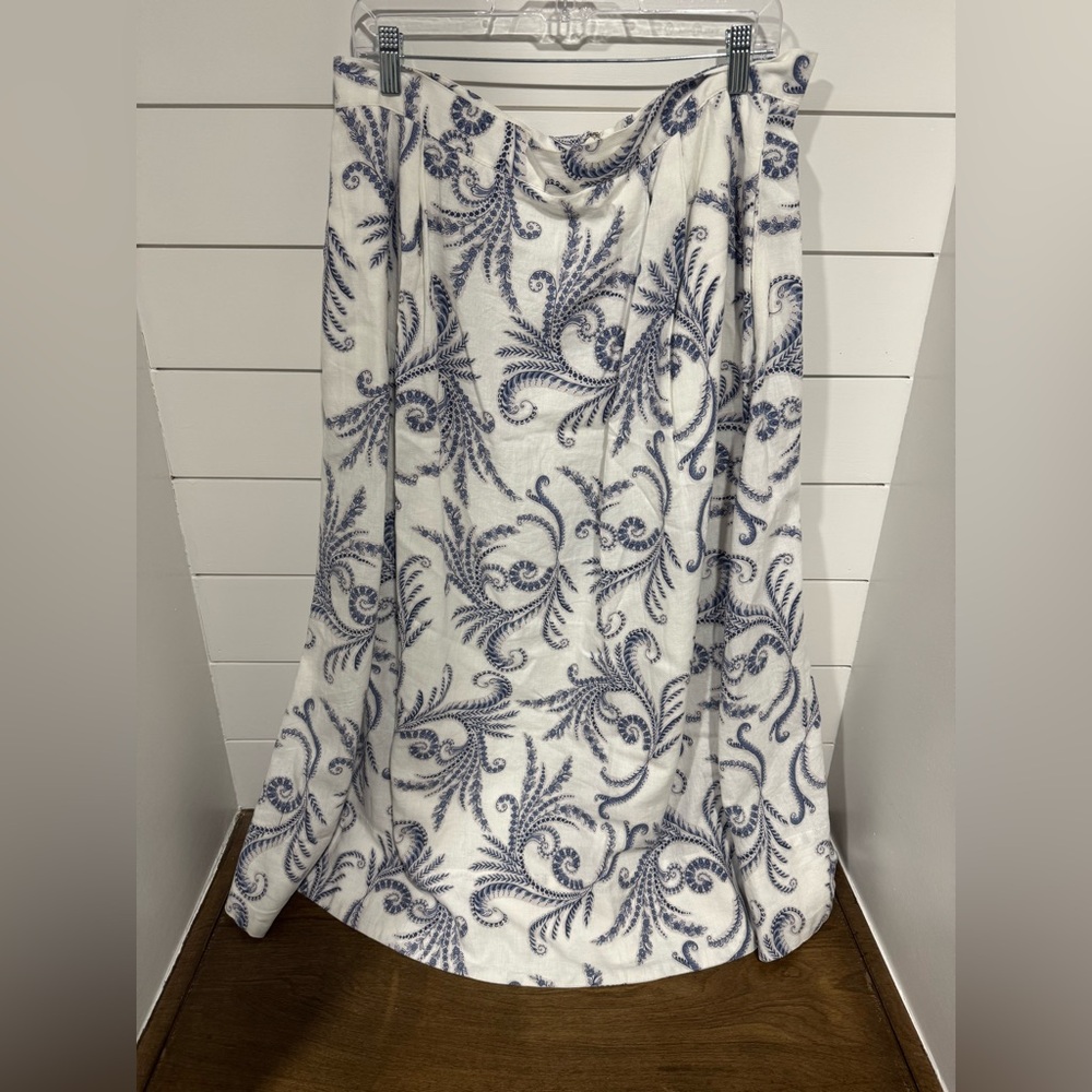 Banana Republic Linen Blue and White Lined Floral Skirt Sz 14